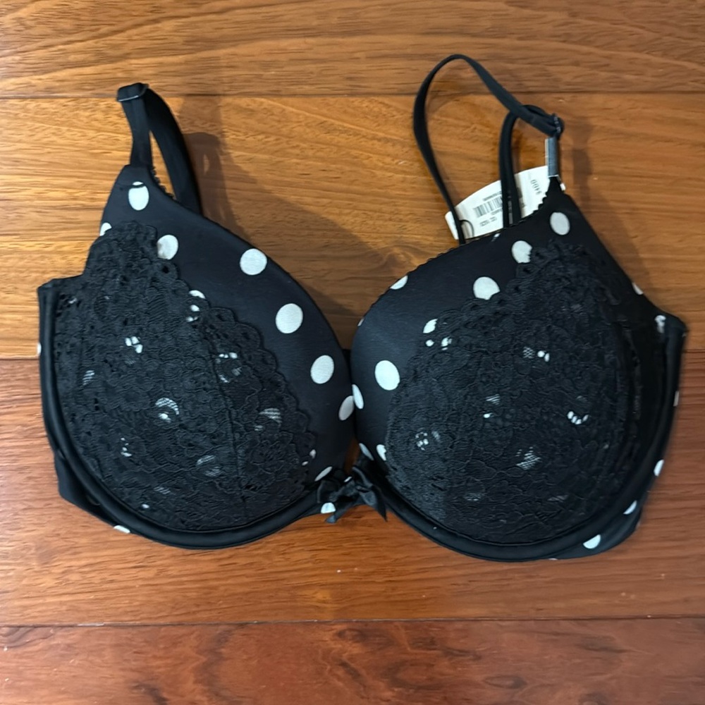 Victoria’s Secret Very Sexy Push-up Bra